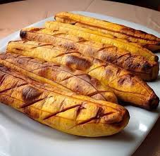 Boli und gebratener Fisch (5 Stück)